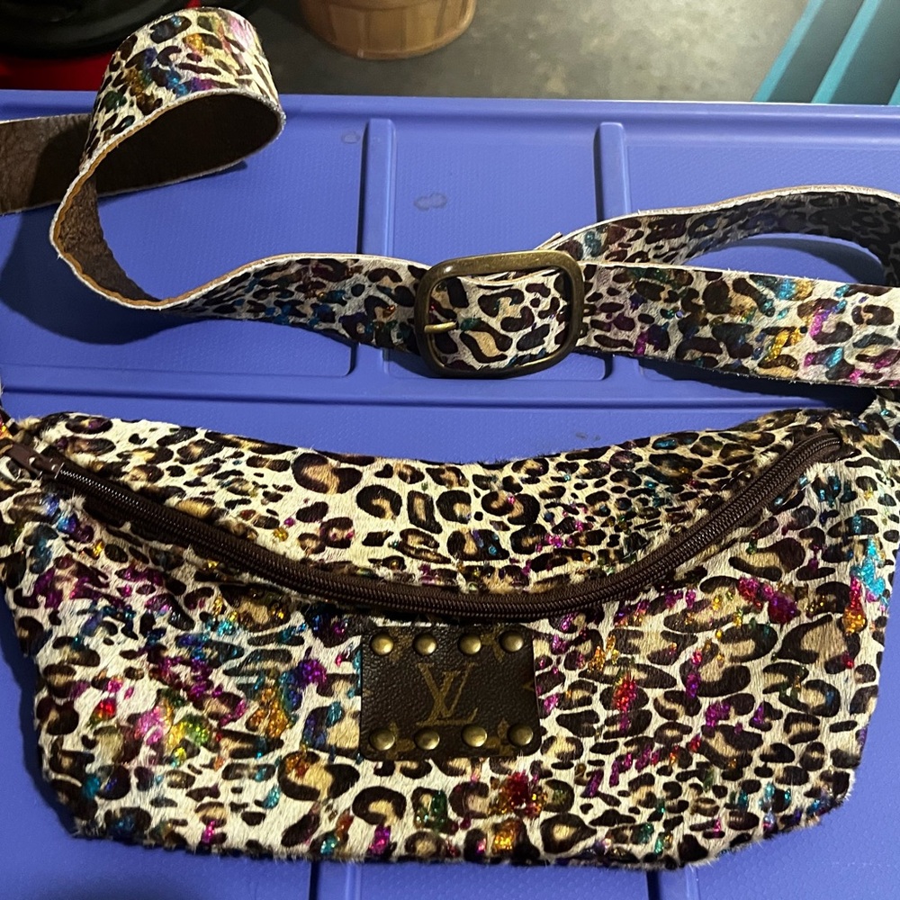 Leopard Print Women's Bag with Multicolor Accents